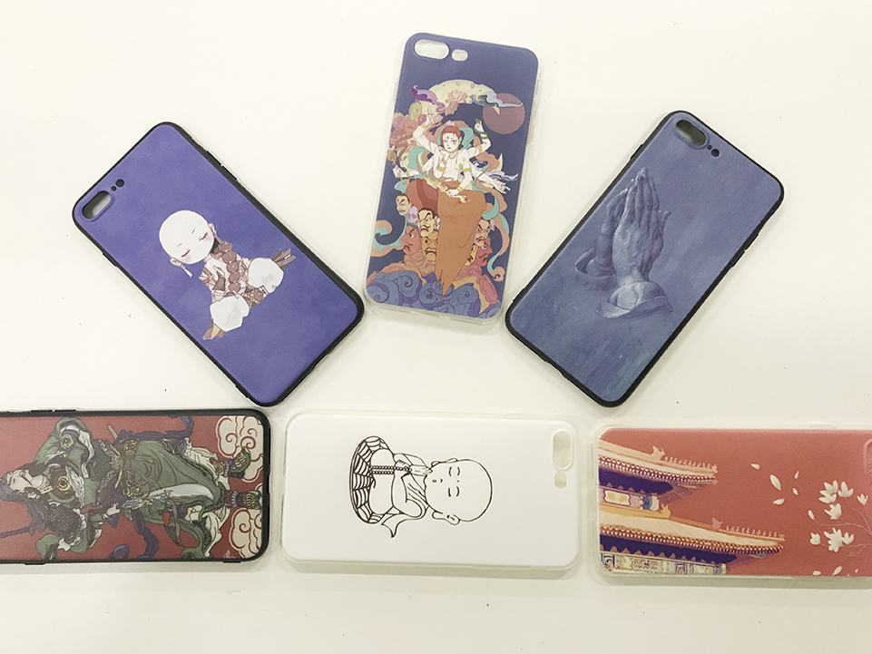 學(xué)生設(shè)計(jì)手機(jī)殼.jpg