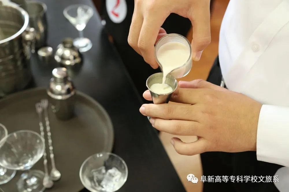 1642871779778617.jpg 技能大賽顯身手 不負(fù)韶華展風(fēng)采 (12).jpg