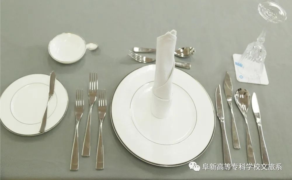 1642871805175870.jpg 技能大賽顯身手 不負(fù)韶華展風(fēng)采 (16).jpg