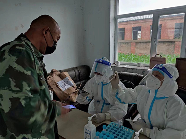 1659103799105191.jpg 20小教8班孫鵬1.jpg