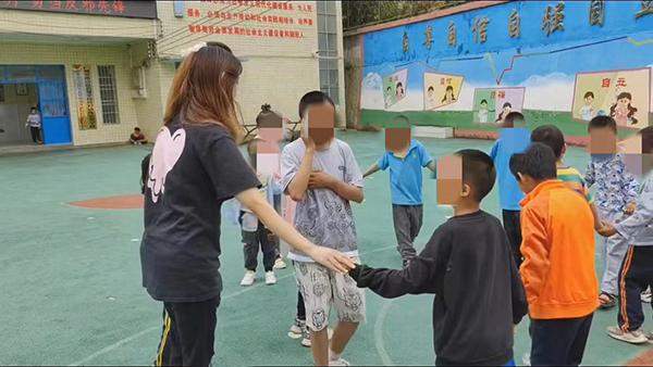 1659103878558982.jpg 21小教4班黃婉蓉1.jpg