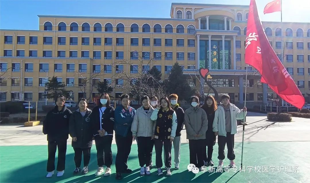 醫(yī)學(xué)護(hù)理系榮獲拔河比賽女子組&ldquo;第一名&rdquo;